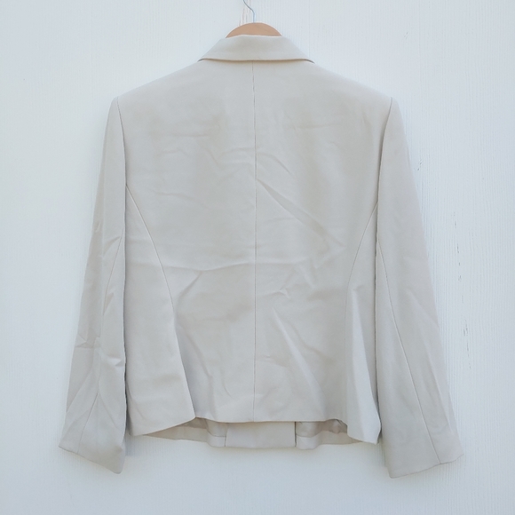 KTF by Kristinn Steinare Vintage Cream 2 Piece Jacket Suit Skirt Sz 14 - Picture 3 of 8